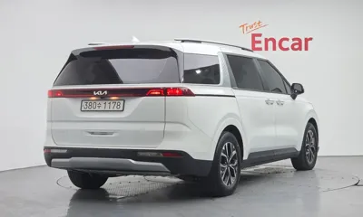 Kia Canival 2023, 38888 км, за 15570.04 USD