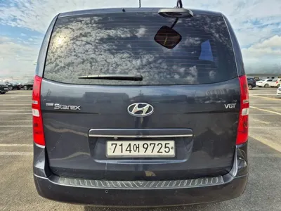 Hyundai Starex 2017, 202800 км, за 5827.81 USD