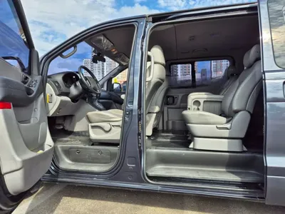 Hyundai Starex 2017, 202800 км, за 5827.81 USD - фото 8