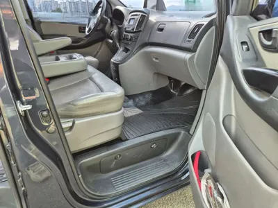 Hyundai Starex 2017, 202800 км, за 5827.81 USD - фото 11