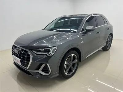 Audi Q3 · 2022 год