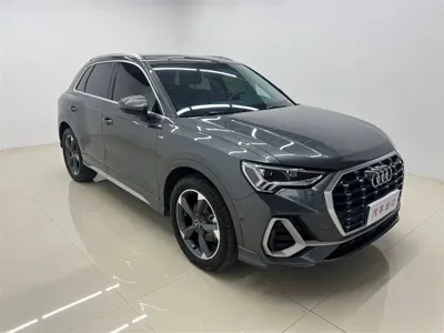 Audi Q3 2022, 18000 км, за 30957.91 USD