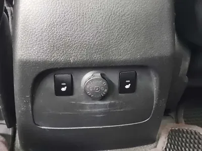 Kia Sorento 2012, 222906 км, за 2822.63 USD - фото 12