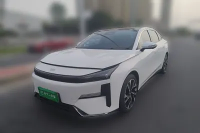 Geely Galaxy L6 · 2023 год