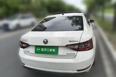 Skoda Superb 2016, 126600 км, за 6114 USD
