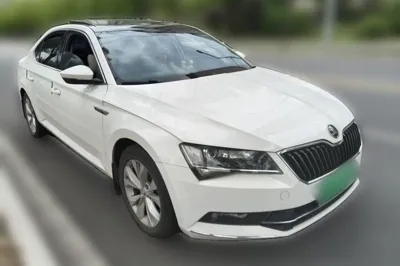 Skoda Superb 2016, 126600 км, за 6114 USD