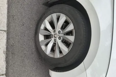 Skoda Superb 2016, 126600 км, за 6114 USD - фото 8