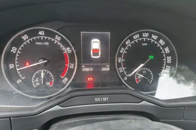 Skoda Superb 2016, 126600 км, за 6114 USD - фото 12