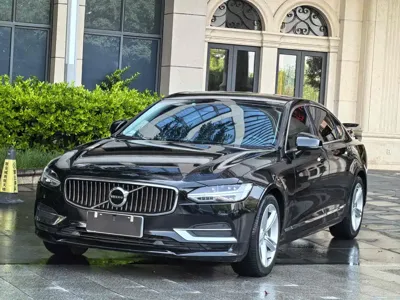 Volvo S90 · 2018 год