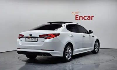 Kia K5 2013, 131993 км, за 3495.21 USD