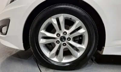 Kia K5 2013, 131993 км, за 3495.21 USD