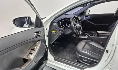 Kia K5 2013, 131993 км, за 3495.21 USD - фото 11