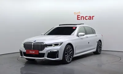 BMW 7-Series · 2021 год