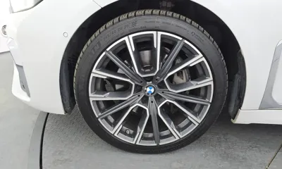 BMW 7-Series 2021, 136978 км, за 36680.35 USD