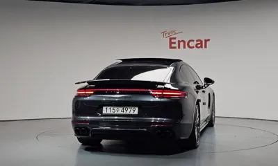 Porsche Panamera 2020, 60001 км, за 68127.13 USD