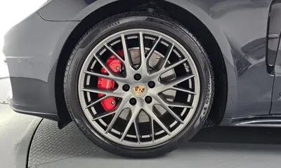 Porsche Panamera 2020, 60001 км, за 68127.13 USD