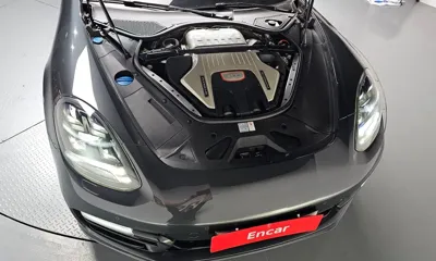 Porsche Panamera 2020, 60001 км, за 68127.13 USD - фото 6