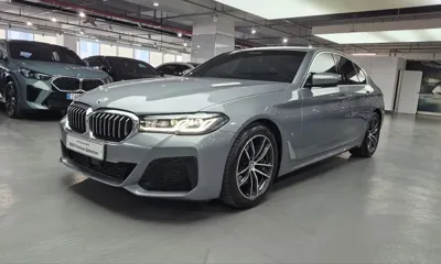 BMW 5-Series · 2023 год