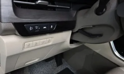 Kia Canival 2023, 49480 км, за 17109.04 USD - фото 14