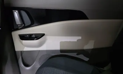 Kia Canival 2023, 49480 км, за 17109.04 USD - фото 25