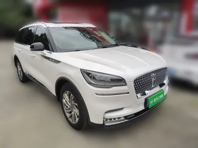 Lincoln Aviator 2020, 90700 км, за 26830 USD