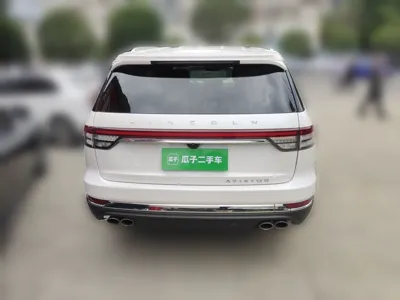Lincoln Aviator 2020, 90700 км, за 26830 USD