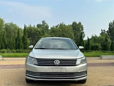 Volkswagen Lavida 2016, 130000 км, за 3814.89 USD