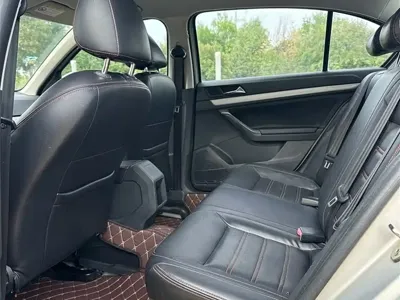 Volkswagen Lavida 2016, 130000 км, за 3796.46 USD - фото 7