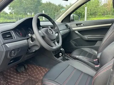 Volkswagen Lavida 2016, 130000 км, за 3796.46 USD - фото 8
