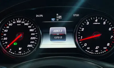 Mercedes-Benz E-Class 2017, 137013 км, за 11760.82 USD - фото 8