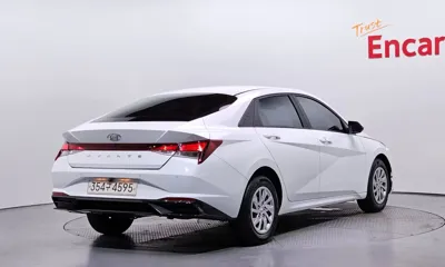Hyundai Avante 2022, 77005 км, за 9321.26 USD