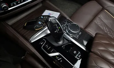 BMW 5-Series 2021, 69200 км, за 26759.16 USD - фото 9
