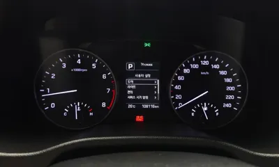 Hyundai Avante 2017, 108116 км, за 6498.62 USD - фото 8