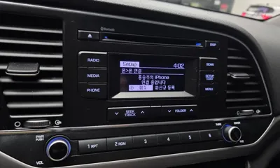 Hyundai Avante 2017, 108116 км, за 6498.62 USD - фото 27