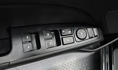 Hyundai Avante 2017, 108116 км, за 6498.62 USD - фото 29