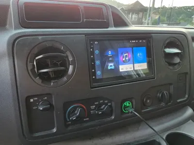 Ford E-Series 2011, 175000 км, за 14873.09 USD - фото 8