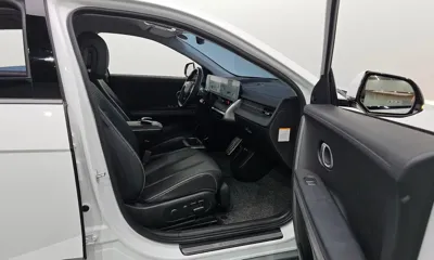 Hyundai Ioniq5 2023, 53488 км, за 22118.16 USD - фото 18