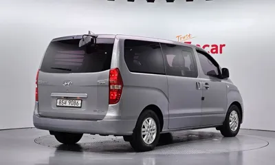 Hyundai Starex 2016, 57891 км, за 8210.72 USD