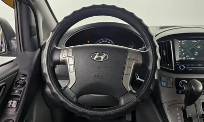 Hyundai Starex 2016, 57891 км, за 8210.72 USD - фото 10