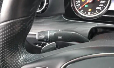 Mercedes-Benz E-Class 2018, 87927 км, за 11896.24 USD - фото 29