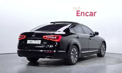 Kia K7 2014, 180375 км, за 3559.18 USD
