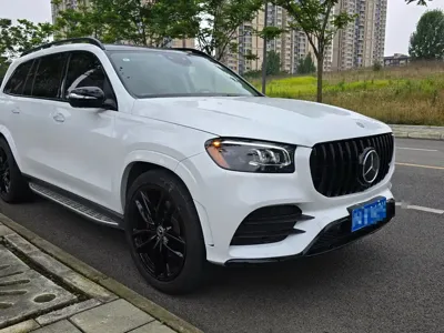 Mercedes-Benz GLS 2023, 38000 км, за 89844.65 USD