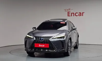 Lexus UX 2021, 40775 км, за 21872.8 USD