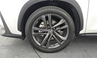 Lexus NX 2025, 17075 км, за 36333 USD