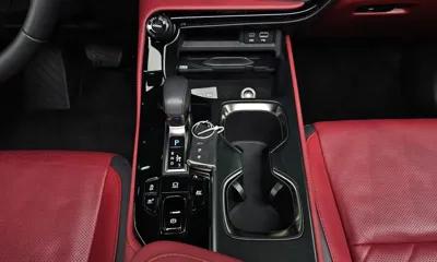 Lexus NX 2025, 17075 км, за 36096.89 USD - фото 9
