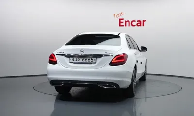 Mercedes-Benz C-Class 2019, 136327 км, за 14244.45 USD