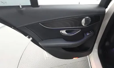 Mercedes-Benz C-Class 2019, 136327 км, за 14244.45 USD - фото 25