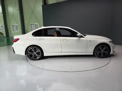 BMW 3-Series 2023, 34500 км, за 25469.35 USD