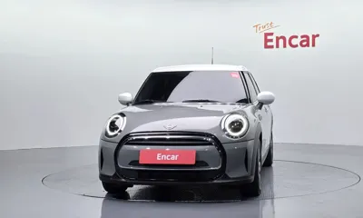 MINI Cooper 2023, 16709 км, за 16156.36 USD