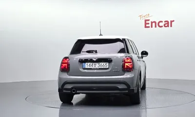 MINI Cooper 2023, 16709 км, за 16156.36 USD